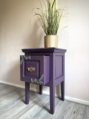 'Gilded Fern' – Donkerpaars koloniaal kastje met bloemen B40xD34xH62 cm - Afbeelding 3