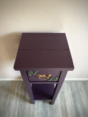 'Gilded Grove' - Donkerpaarse plantentafel met bloemen B31xD31xH82 cm - Afbeelding 6