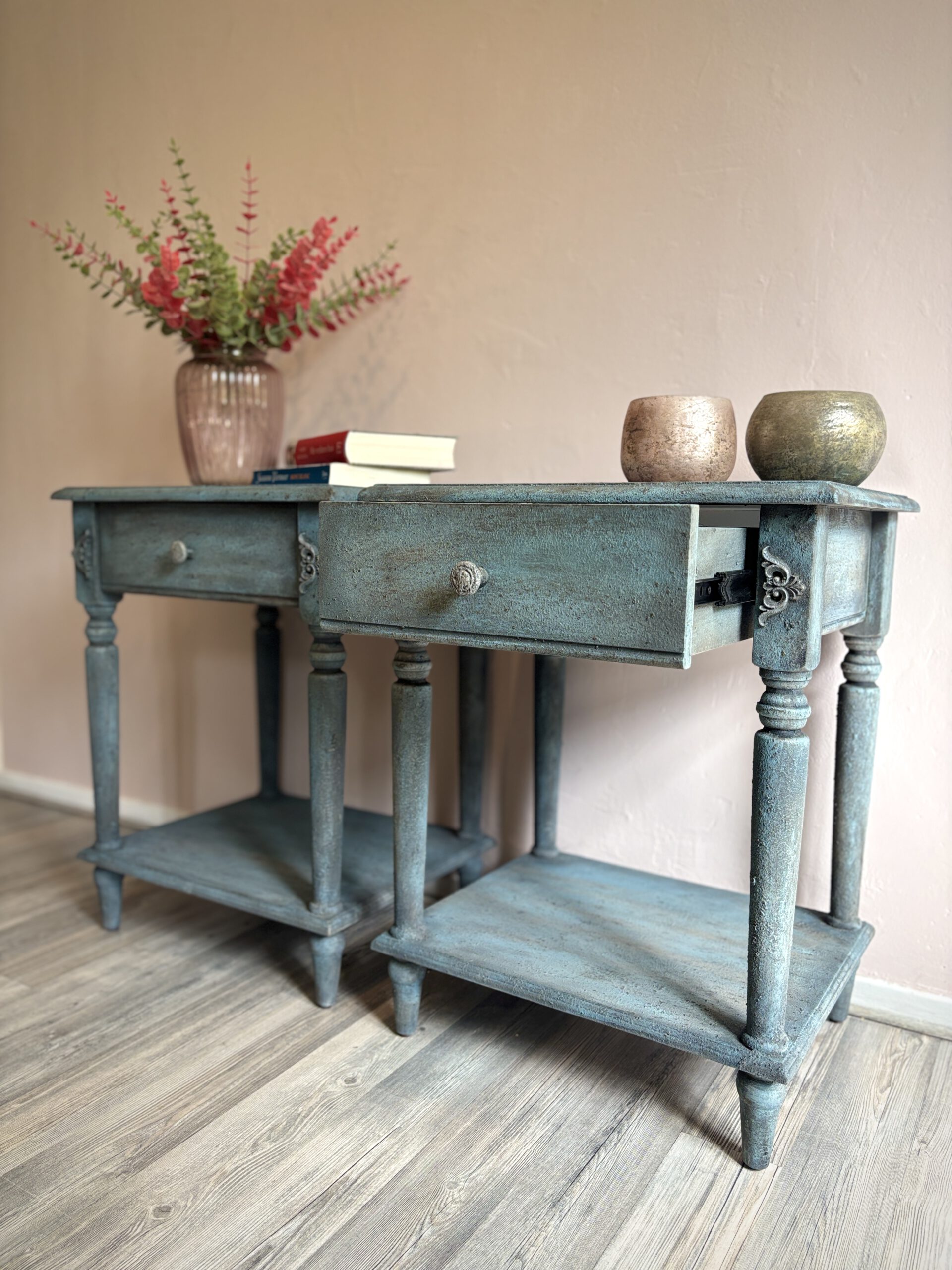 'Aged Grace' - Nachtkastjes met steenachtige finish B48xD40xH61,5 cm - Afbeelding 5