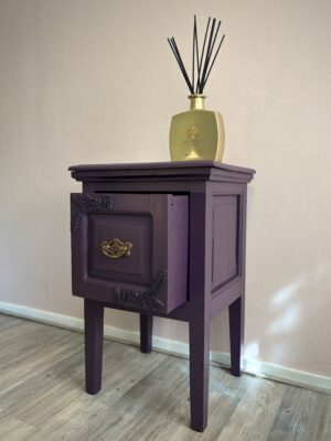 'Gilded Fern' – Donkerpaars koloniaal kastje met bloemen B40xD34xH62 cm - Afbeelding 3