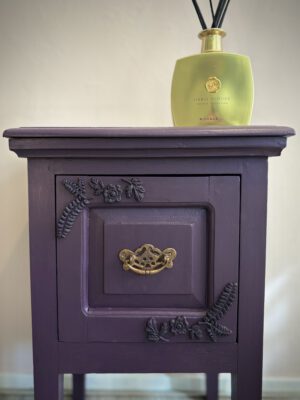 'Gilded Fern' – Donkerpaars koloniaal kastje met bloemen B40xD34xH62 cm - Afbeelding 5