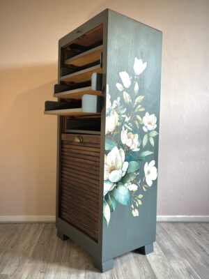 'Magnolia Secret' - Groen/ houtkleurige archiefkast met bloemen B46xD36xH114,5 - Afbeelding 8