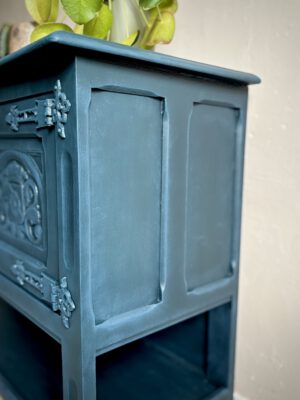 'Indigo Mist' - Donkerblauw koloniaal dressoir B99,5xD40xH70 cm - Afbeelding 7